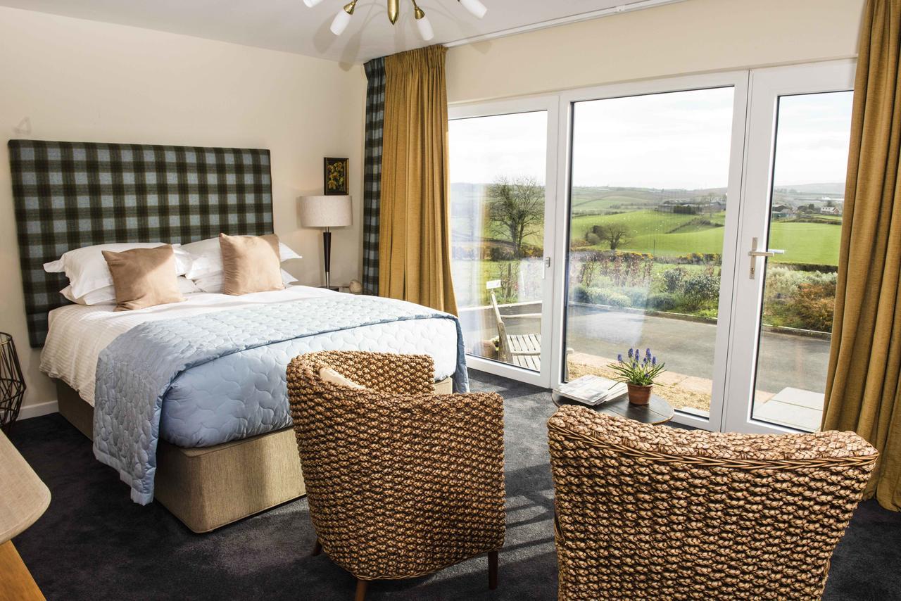 Peartree Hill Bed & Breakfast Dundonald  Exterior photo